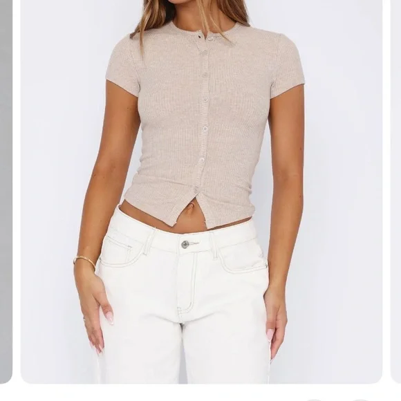 White Fox Boutique Mutual feelings ribbed top - Picture 2 of 2